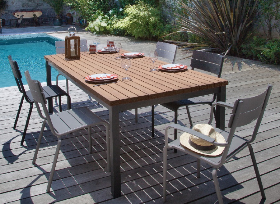 table bois et métal vegas avec plateau eucalyptus proloisirs